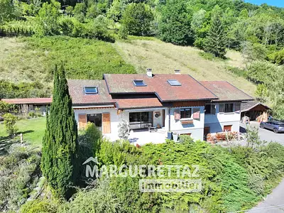 Maison, 225 m²
