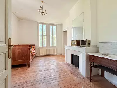 Maison, 840 m²