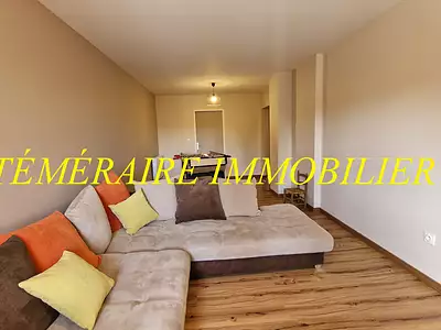 Maison, 240,25 m²