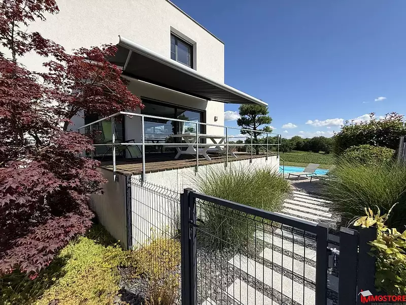 Maison, 210 m²