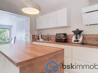 Maison, 210 m²