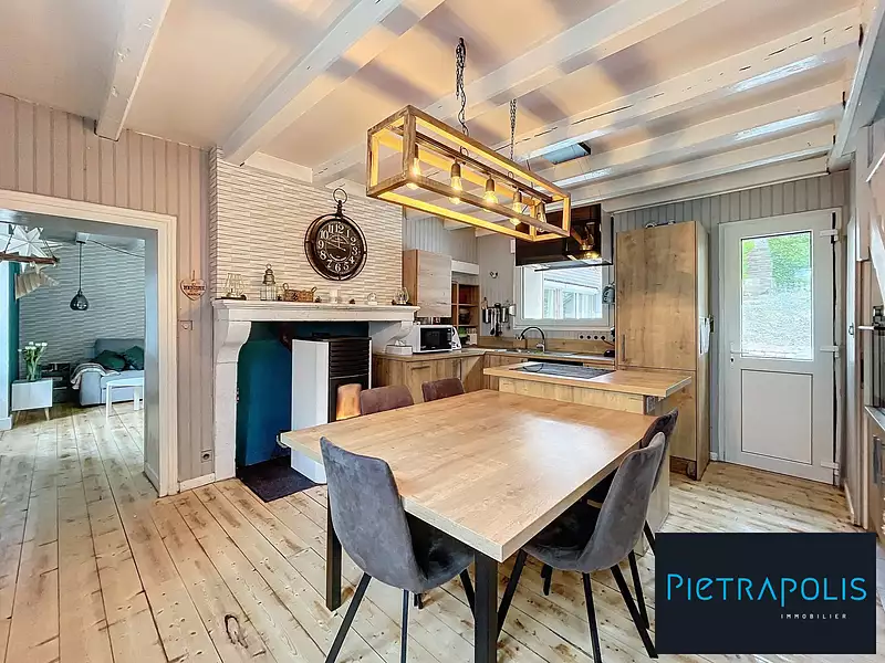 Maison, 232 m²