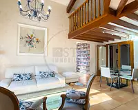 Maison, 166 m²