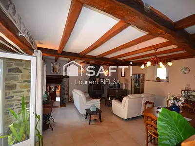 Maison, 212 m²
