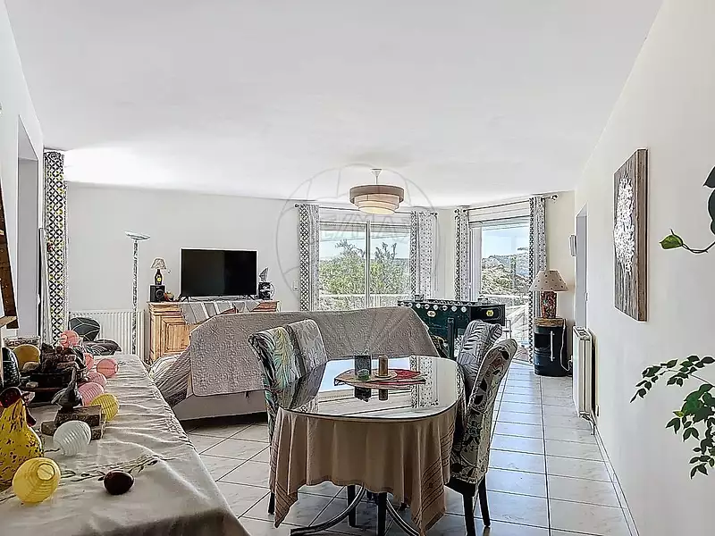 Maison, 180 m²