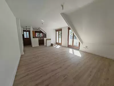Maison, 250 m²