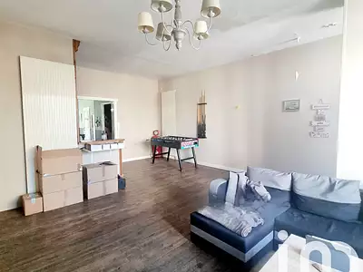 Maison, 235 m²