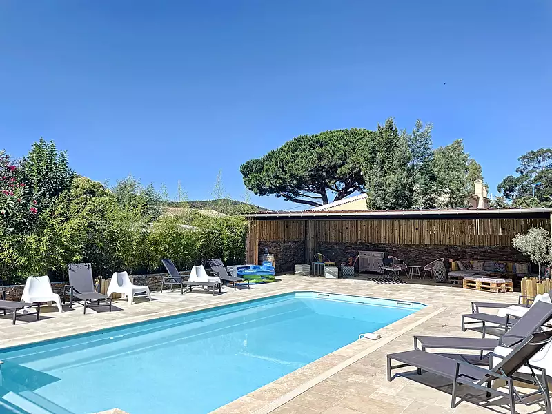 Divers, 215 m²