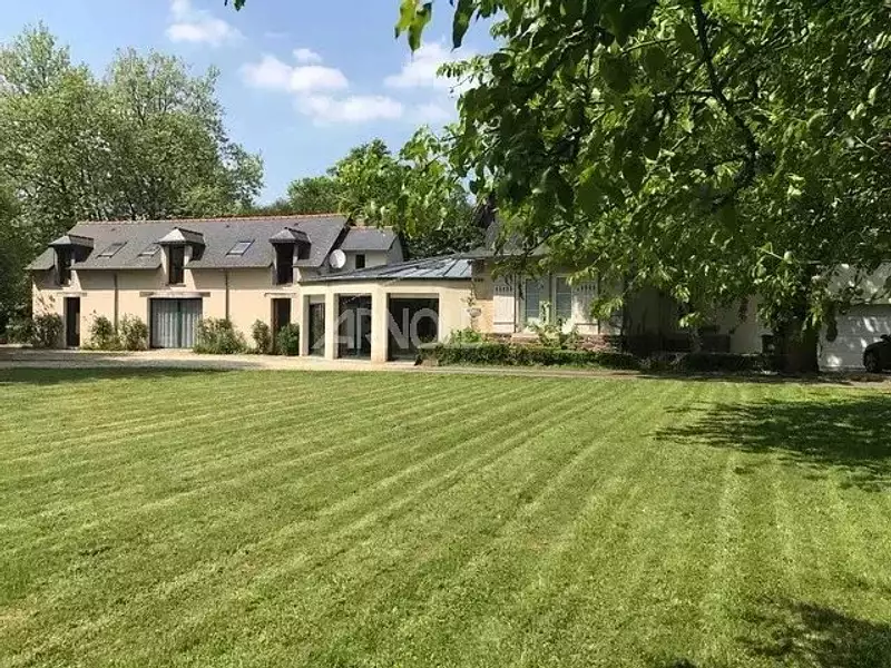 Maison, 245 m²