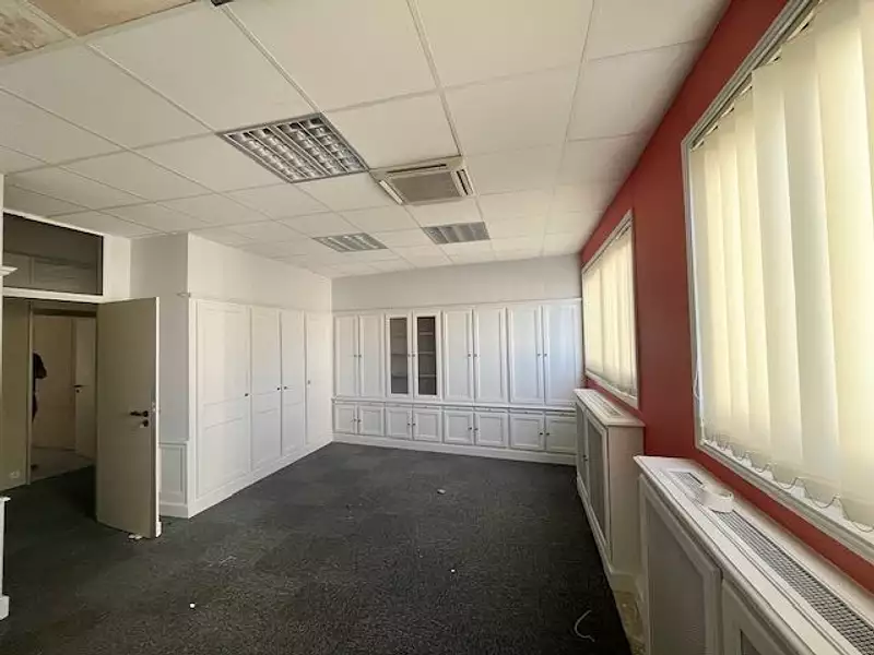 Divers, 487 m²