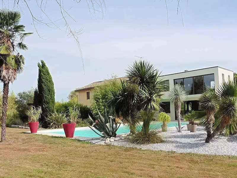 Maison, 980 m²