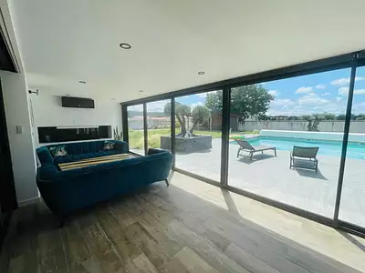Maison, 243 m²