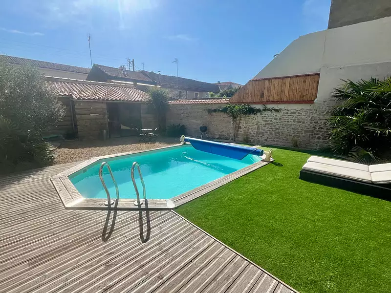 Maison, 400 m²