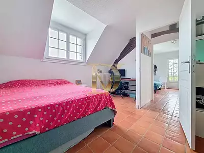 Maison, 250 m²