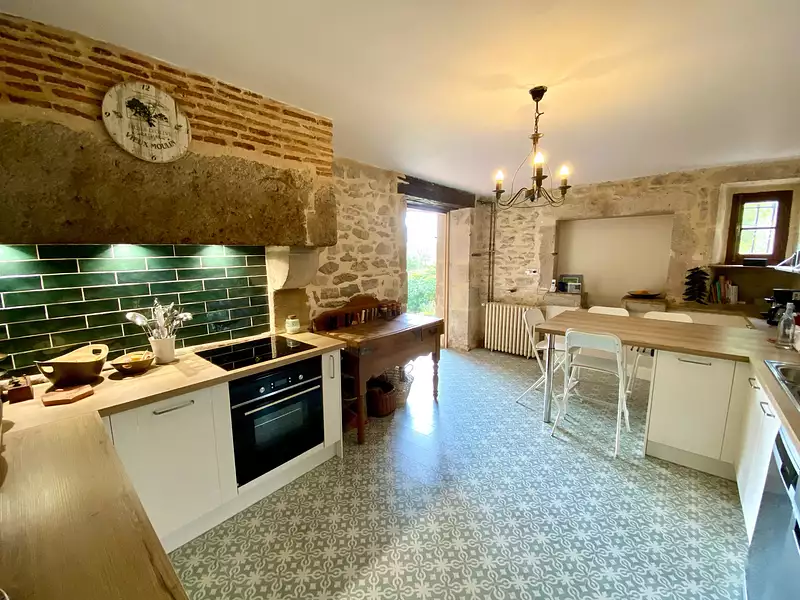 Maison, 270 m²