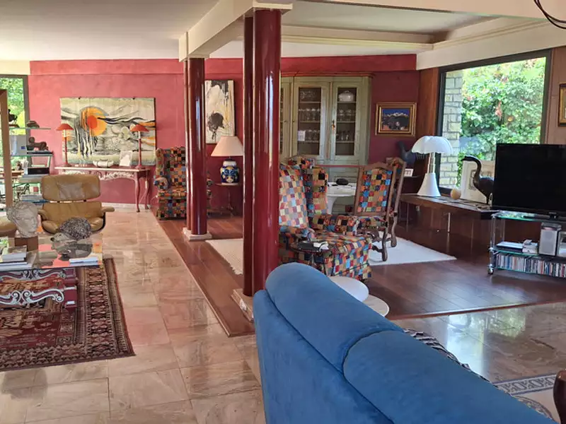 Maison, 235 m²