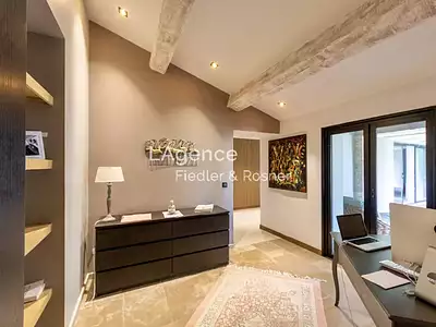 Maison, 540 m²