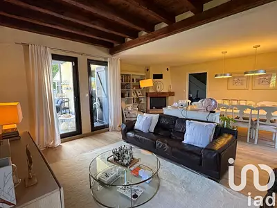 Maison, 167 m²