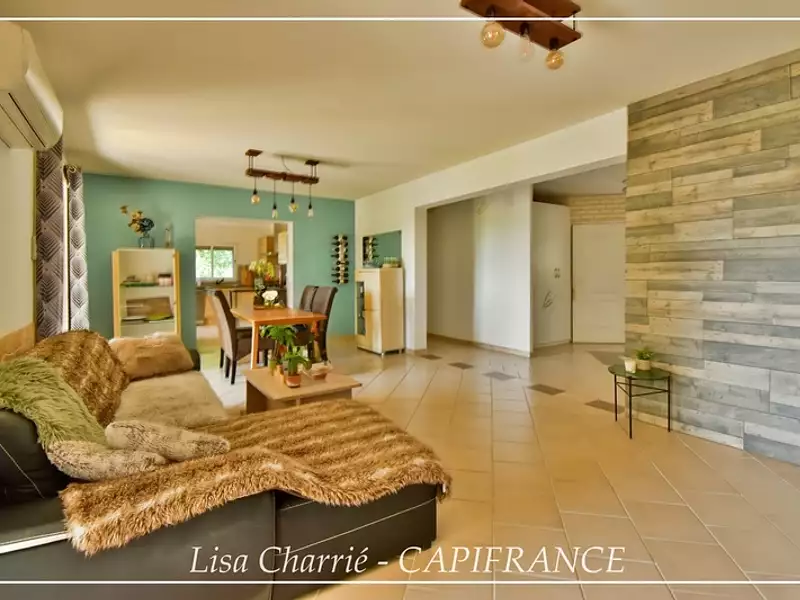 Maison, 137 m²