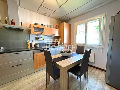 Maison, 99 m²