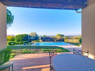 Maison, 205 m²