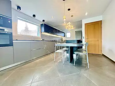 Maison, 212 m²