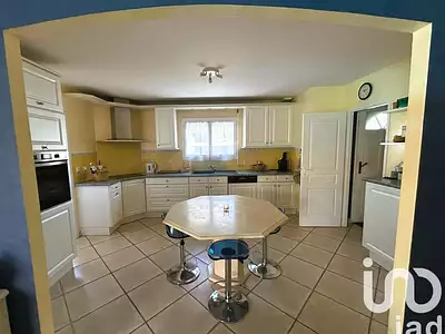 Maison, 165 m²