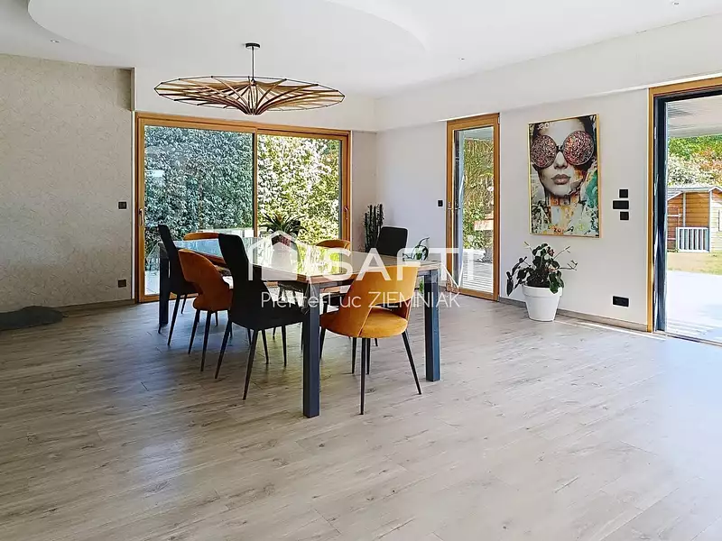 Maison, 186 m²