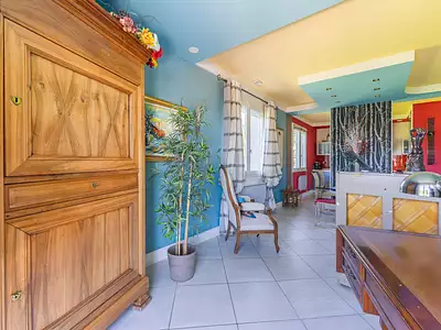 Maison, 261 m²