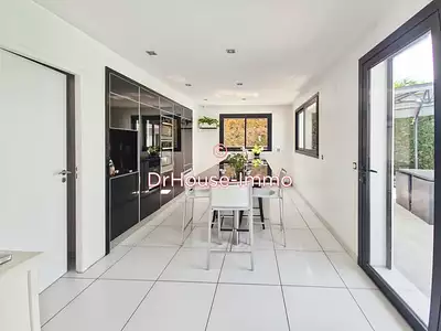 Maison, 170 m²
