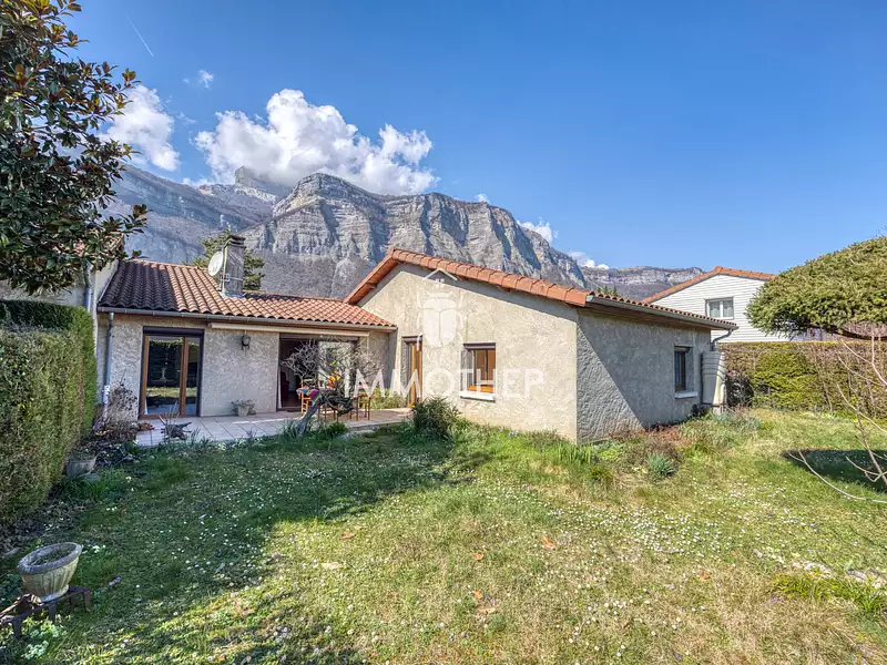 Maison, 105,79 m²
