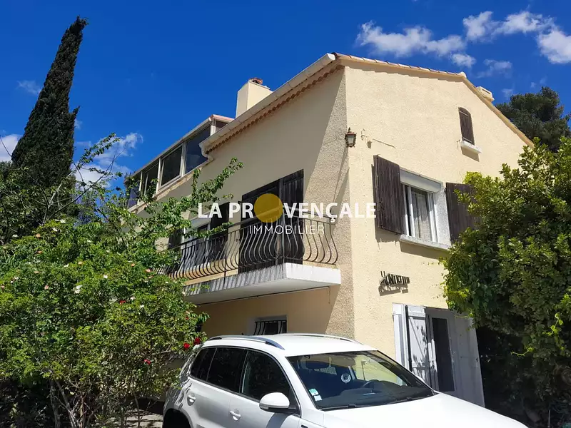 Maison, 190 m²