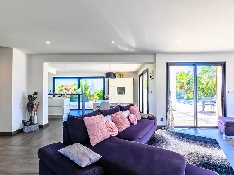 Maison, 278 m²