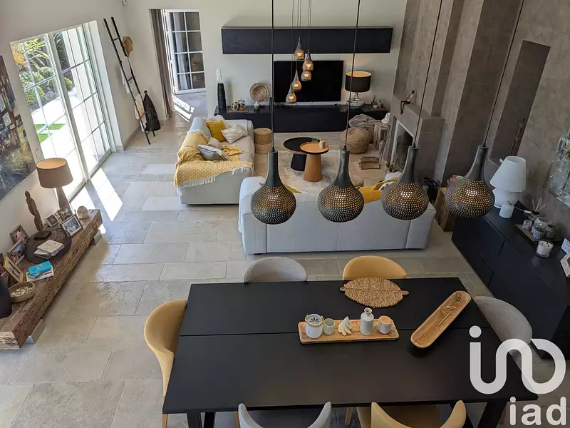 Maison, 192 m²