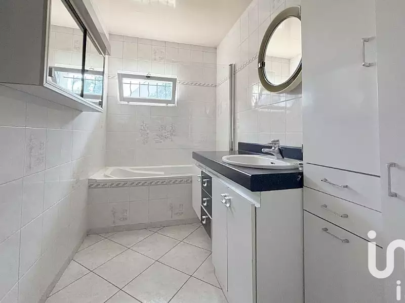 Maison, 165 m²