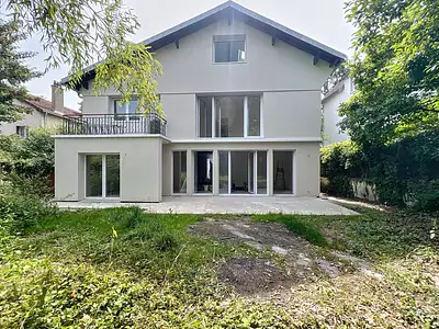 Maison, 260 m²