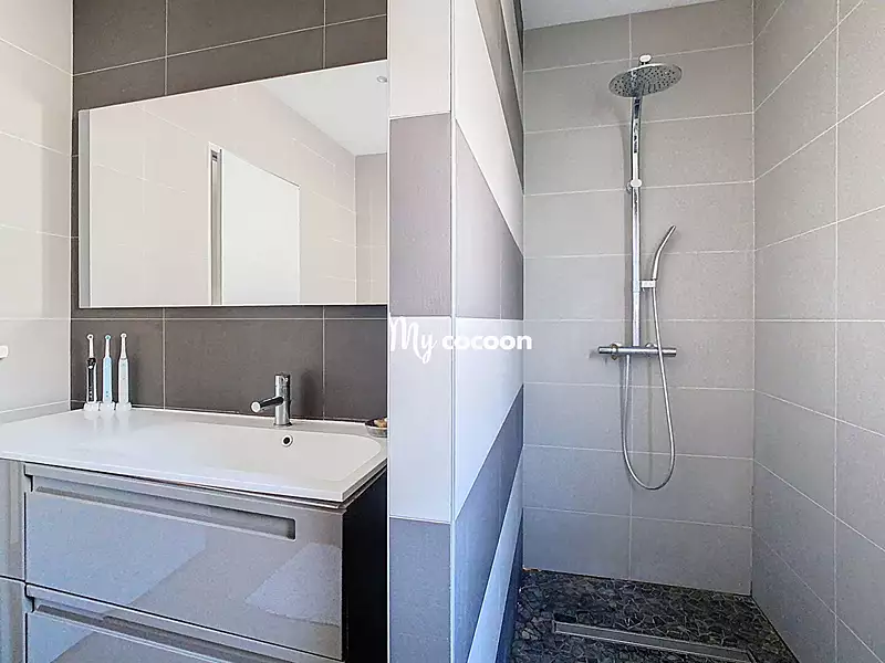 Maison, 180 m²