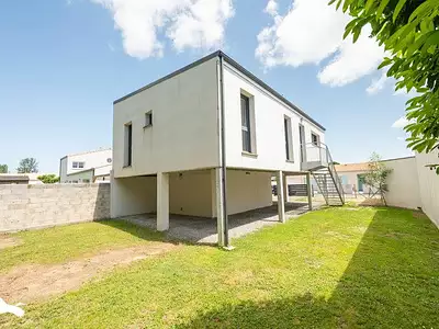 Maison, 77 m²