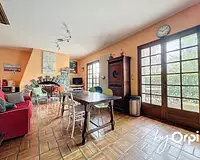 Maison, 319 m²