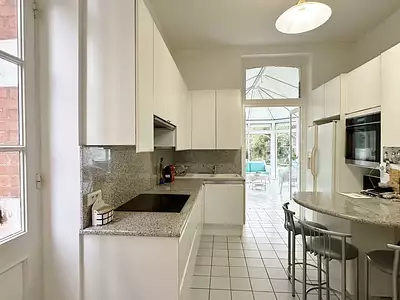 Maison, 202 m²