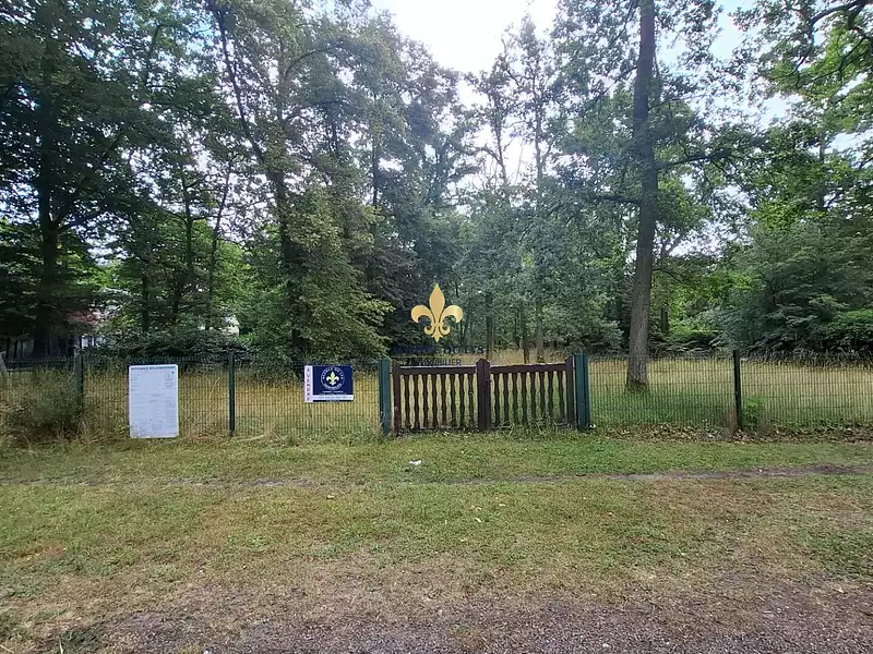 Terrain, 4 728 m²