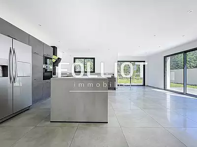 Maison, 160 m²