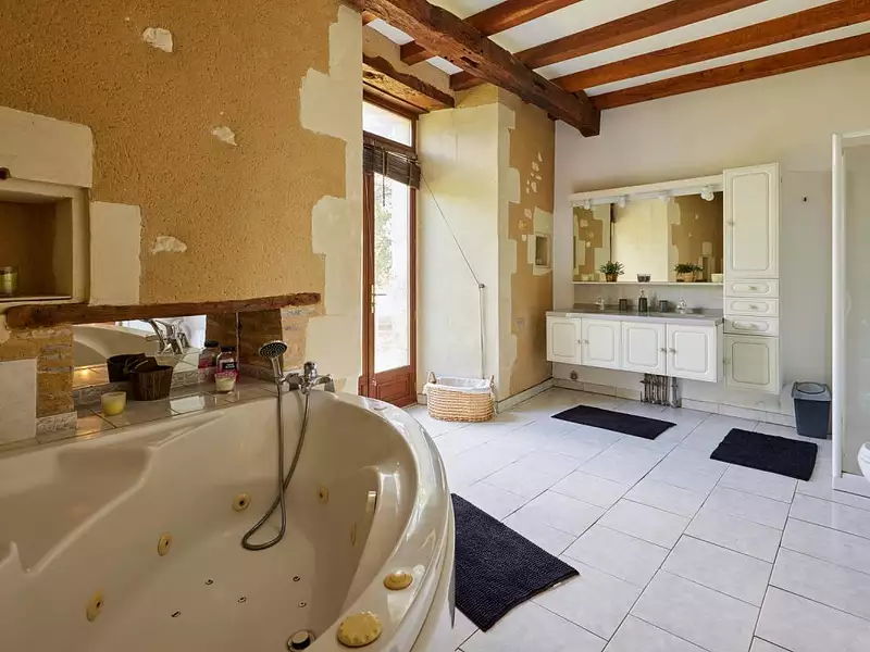 Maison, 375 m²