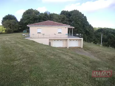 Maison, 275 m²
