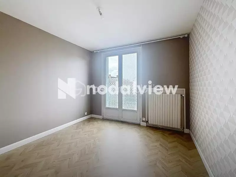 Maison, 122 m²