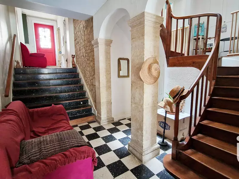 Maison, 330 m²