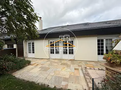 Maison, 146 m²