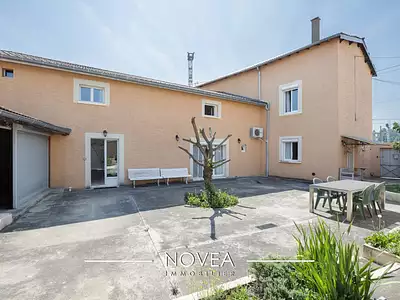 Maison, 259 m²
