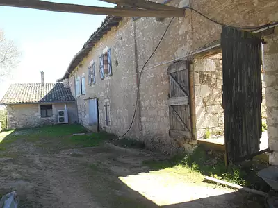 Maison, 790 m²