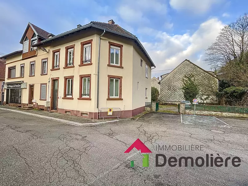Immeuble, 130 m²